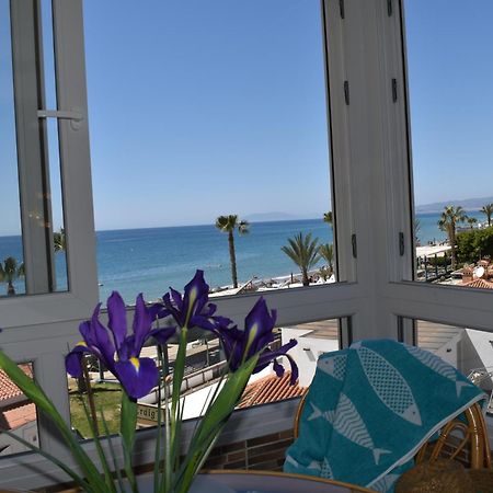 Fantastic Studio - Beachfront Torrox Exterior foto