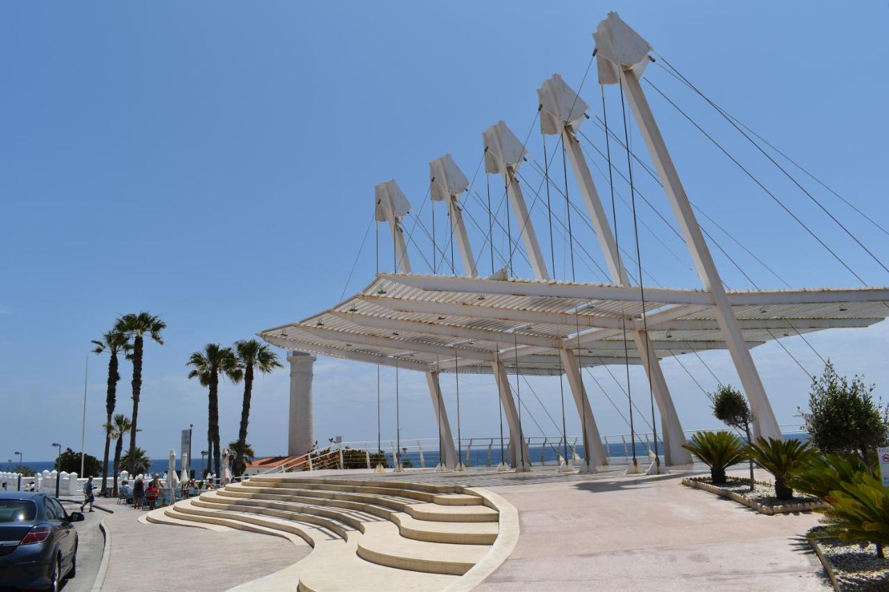 Fantastic Studio - Beachfront Torrox Exterior foto