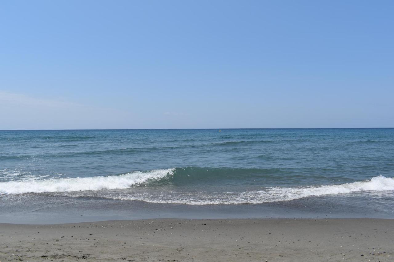 Fantastic Studio - Beachfront Torrox Exterior foto