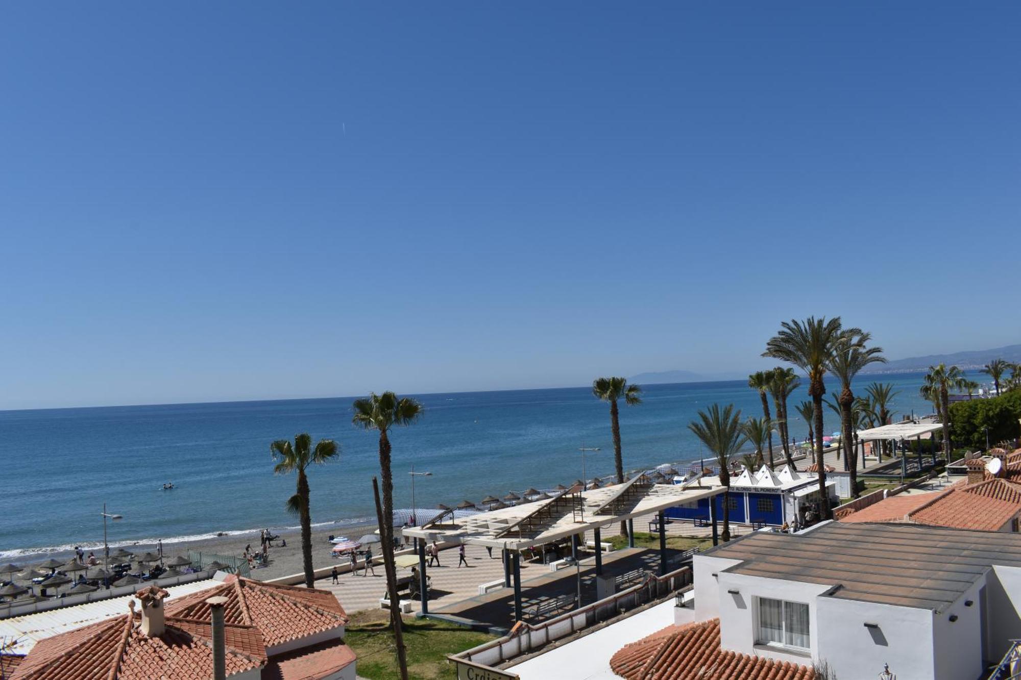 Fantastic Studio - Beachfront Torrox Exterior foto