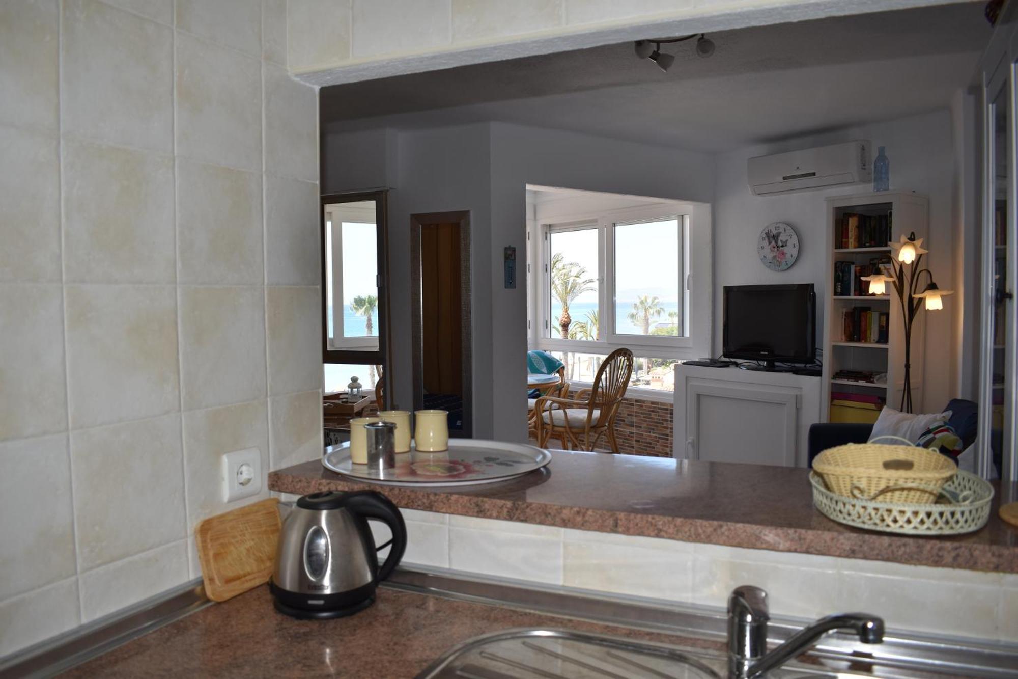 Fantastic Studio - Beachfront Torrox Exterior foto
